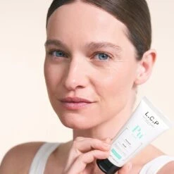 L.C.P Professionnel Paris Pure Rinse-Off Mask With Green Clay 200ml -Wella Professionals || Redken || Matrix Sales 818133 2