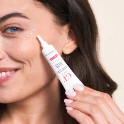 L.C.P Professionnel Paris Global Anti-Ageing Smoothing Eye Contour Cream With Peptides 15ml -Wella Professionals || Redken || Matrix Sales 818137 2