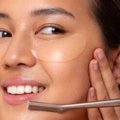 Tweezerman Dermaplaner Facial Razor -Wella Professionals || Redken || Matrix Sales 818644 4