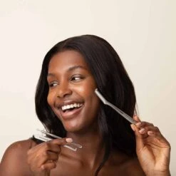 Tweezerman Dermaplaner Facial Razor -Wella Professionals || Redken || Matrix Sales 818644 5